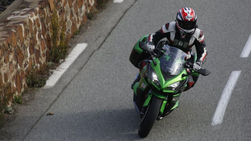 First ride: 2017 Kawasaki Z1000SX review